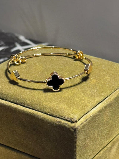 Black Four Leaf Bracelet